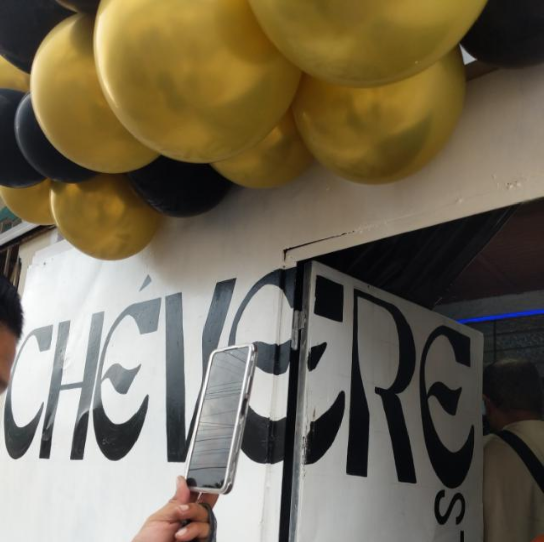 Logo de Chevere studio