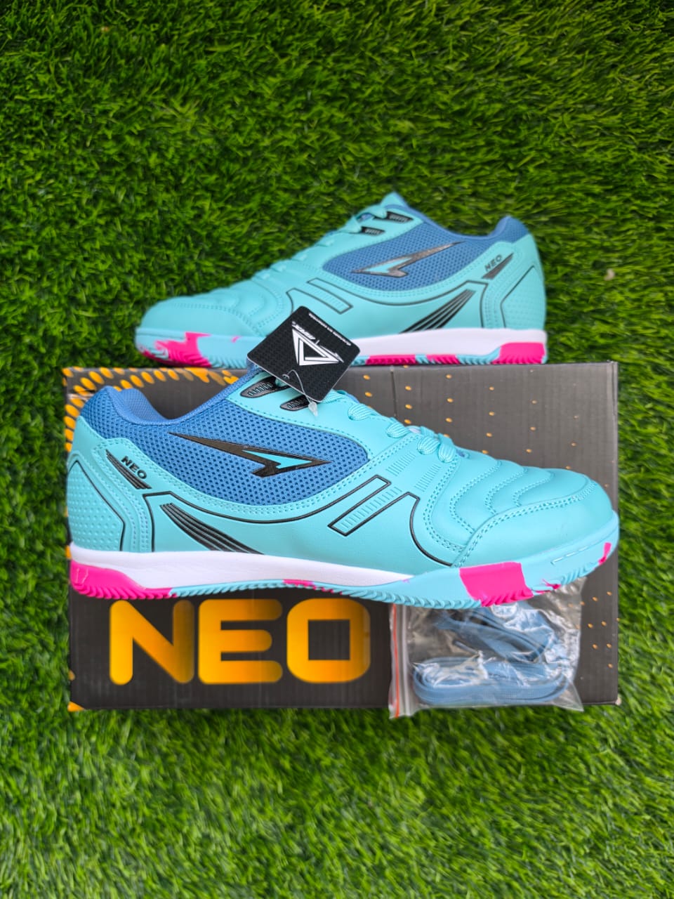 MAX Neo (Turquesa/Fucsia)
